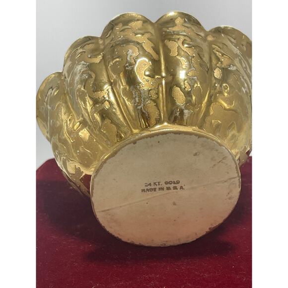 Gold Weeping vase Decor Hollywood Bottom says 24kt gold Made in USA 6" Vintage - Picture 3 of 7
